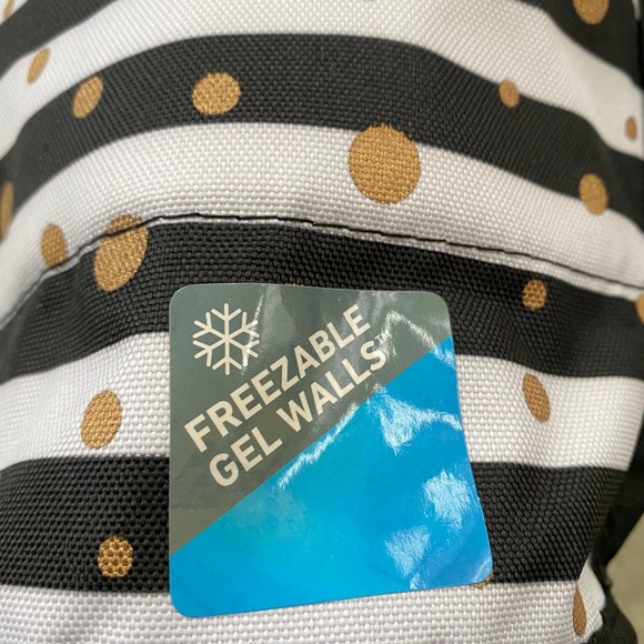 Striped Freezable Wine Bag - Picture 4 of 11